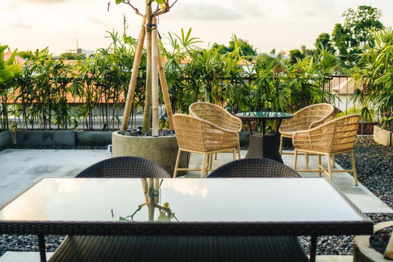 Tanaga Coliving Hotell Seminyak Exteriör bild