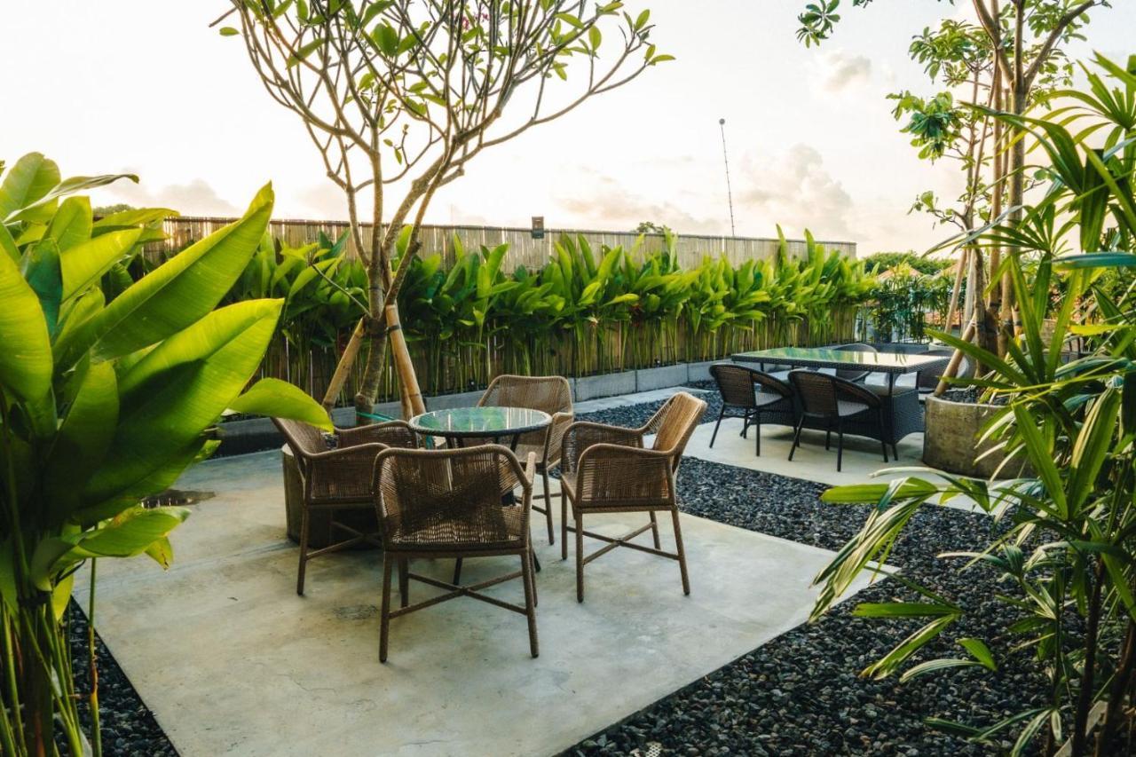 Tanaga Coliving Hotell Seminyak Exteriör bild