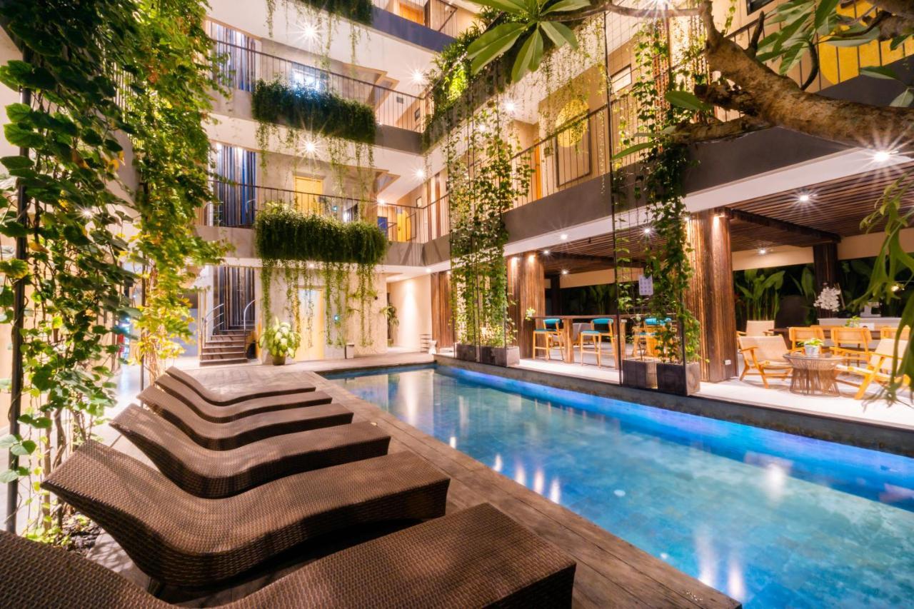 Tanaga Coliving Hotell Seminyak Exteriör bild