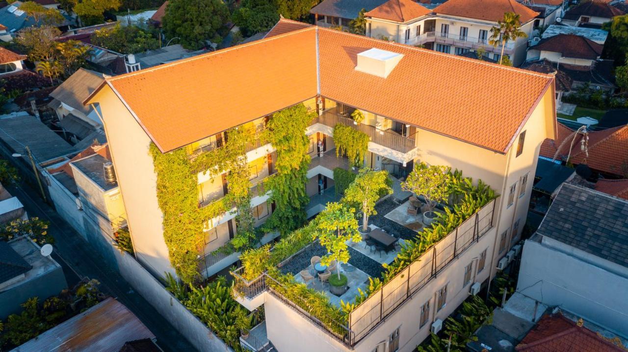 Tanaga Coliving Hotell Seminyak Exteriör bild