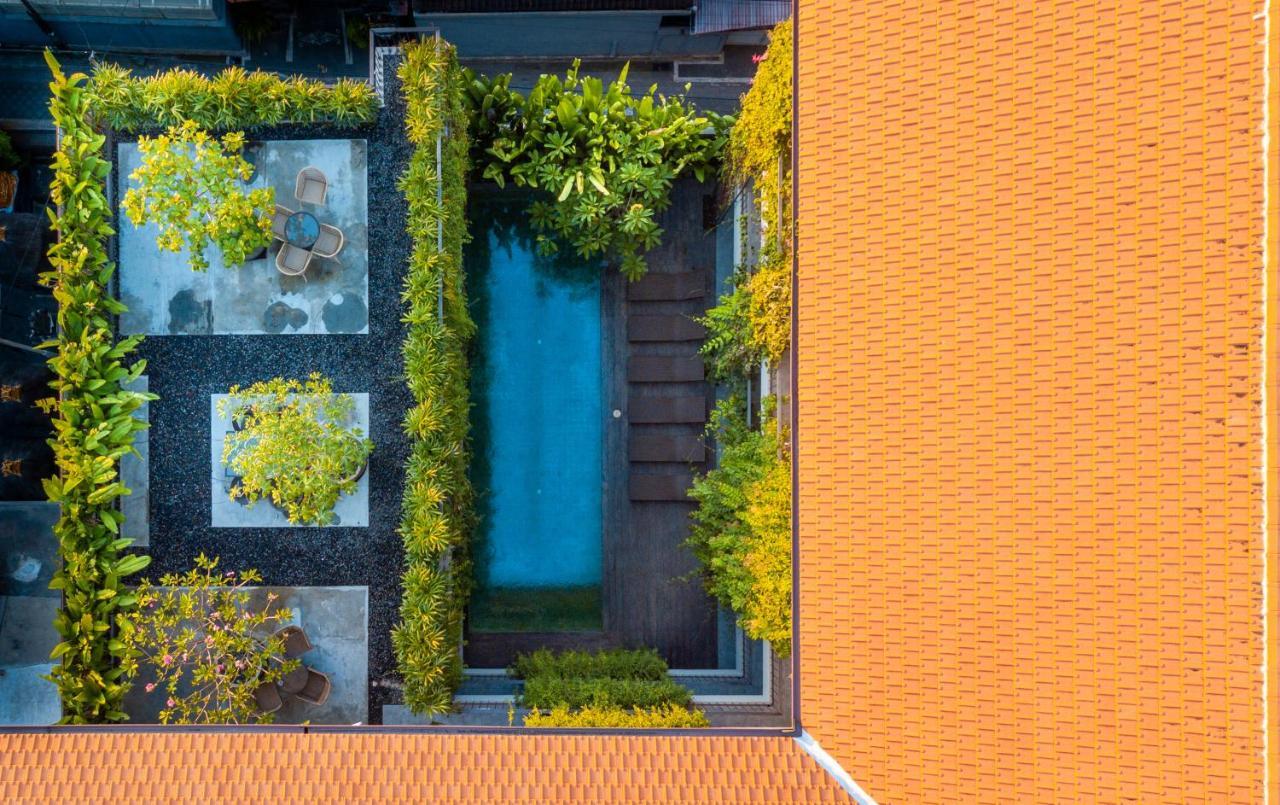Tanaga Coliving Hotell Seminyak Exteriör bild